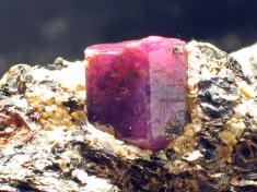 מאת No machine-readable author provided. Kluka assumed (based on copyright claims). - No machine-readable source provided. Own work assumed (based on copyright claims)., CC BY-SA 3.0, https://commons.wikimedia.org/w/index.php?curid=763419